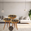 Set 3 Tavolini da Caffè con Design Floreale Oro-Nero - Gambe in Legno Naturale, Misure Diverse