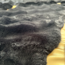 Tappeto Premium in Pelliccia Sintetica 3D Bubble 120x180cm - Design Nero con Strisce Dorate, Morbido e Soffice