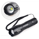 Confezione 1+1 Torcia Tattica LED con Zoom e Resistente all'Acqua - 3 Modalità di Illuminazione Professionale