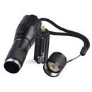 Confezione 1+1 Torcia Tattica LED con Zoom e Resistente all'Acqua - 3 Modalità di Illuminazione Professionale