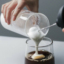 Montalatte Elettrico 450ml, con Bicchiere in Vetro Resistente al Calore, Schiuma Densa e Uniforme, Ideale per Cappuccino, Latte e Caffè