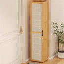 Scarpiera Verticale Stretta in Bambù con Anta Effetto Rattan, Design Slim, Ripiani Multipli, Salvaspazio, 30 x 33 x 160 cm