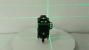 Livella laser 4D CON 16 linee, 4 raggi x 360 gradi, Linee verdi, Raggio d'azione 25m, Precisione ± 2mm/10m, Autolivellamento, Angolo retto, Batterie 2 x 4000 mAh 4.2V, Telecomando